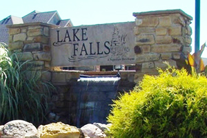 Lake Falls